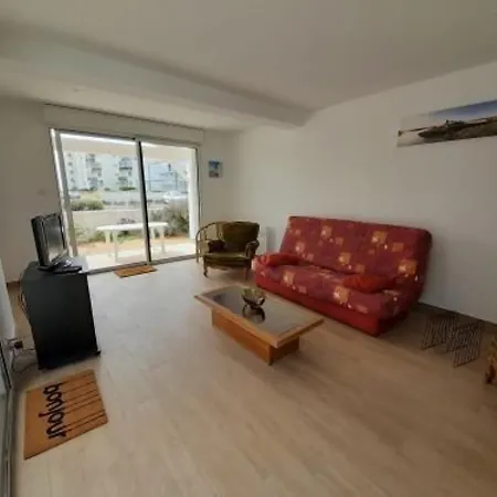T4 Plain-pied Proche Plage, Terrasse, Parking, Animaux Acceptes - - Fr-1-324-559